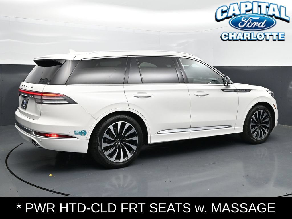 Used 2023 Lincoln Aviator Black Label Grand Touring AWD/4WD image 8