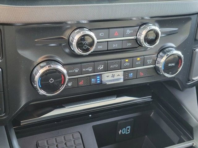 New 2026 Ford F350 Platinum w/ Tremor Off-Road Package image 19