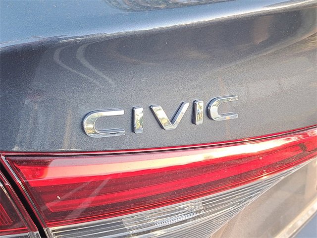 Used 2022 Honda Civic Touring image 5