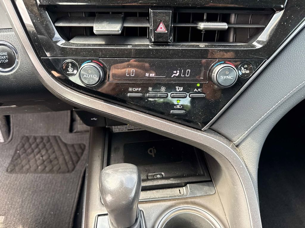 Used 2021 Toyota Camry SE w/ Audio Upgrade Package FWD image 21