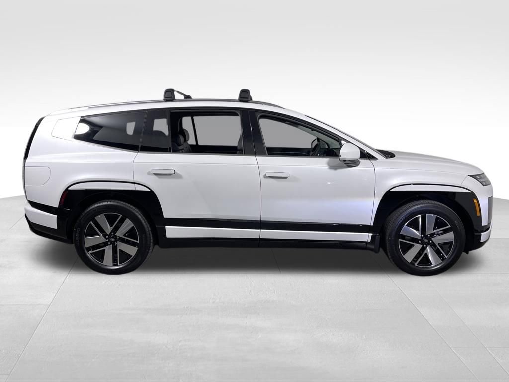 New 2026 Hyundai Ioniq 9 SEL image 6