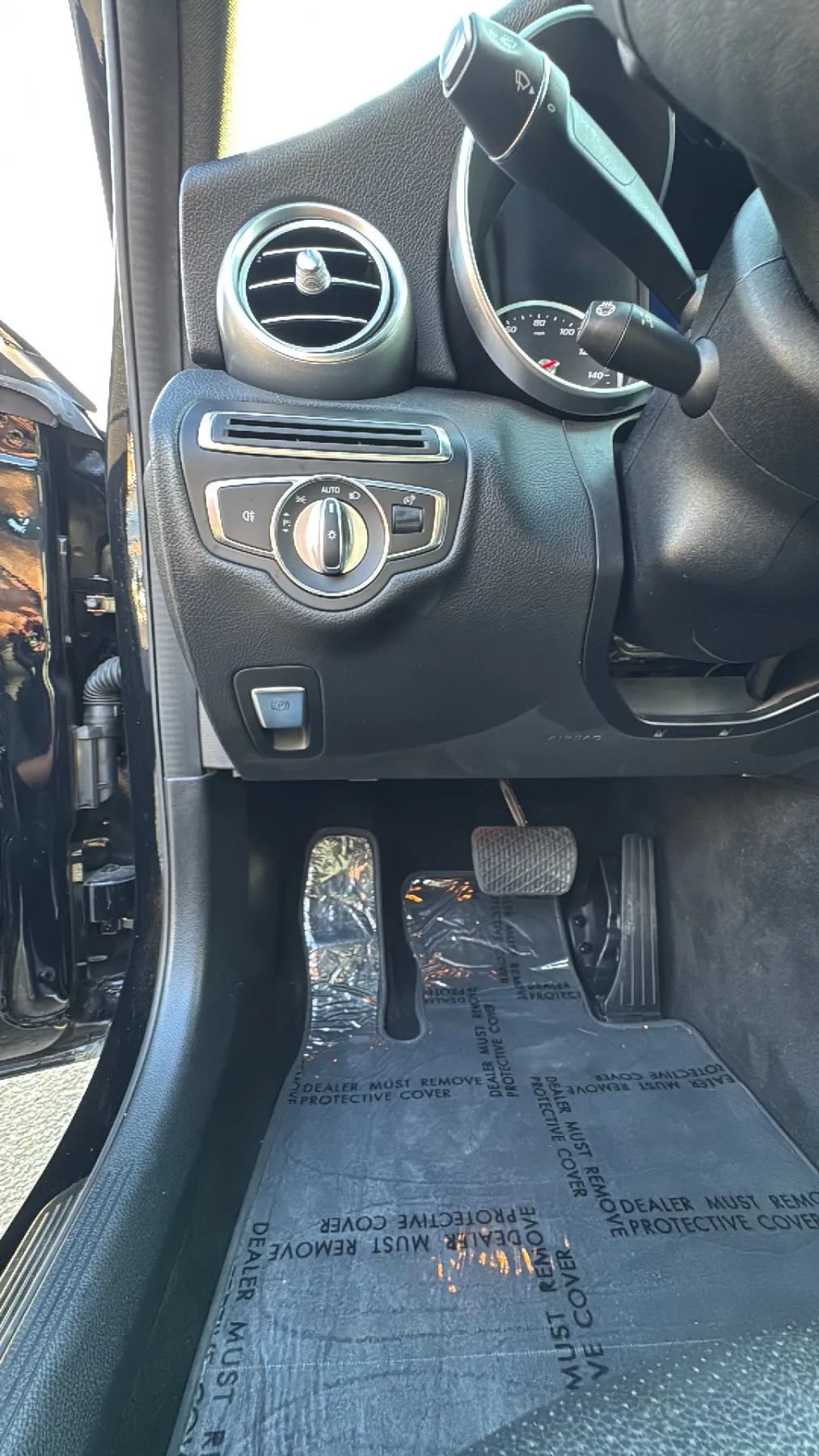 Used 2019 Mercedes-Benz C 300 4MATIC Sedan w/ Premium Package image 12
