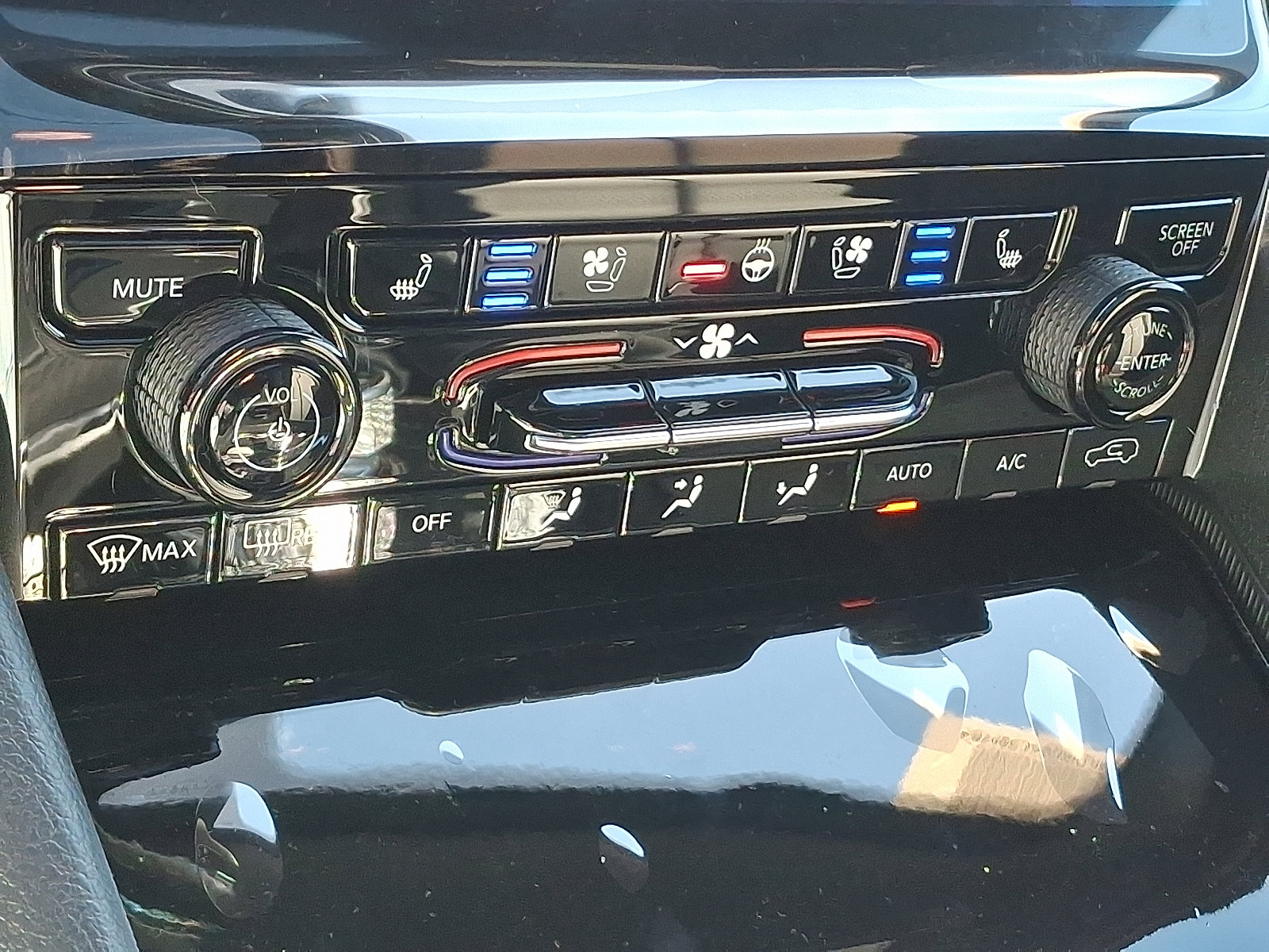 New 2025 Jeep Grand Cherokee Limited image 11