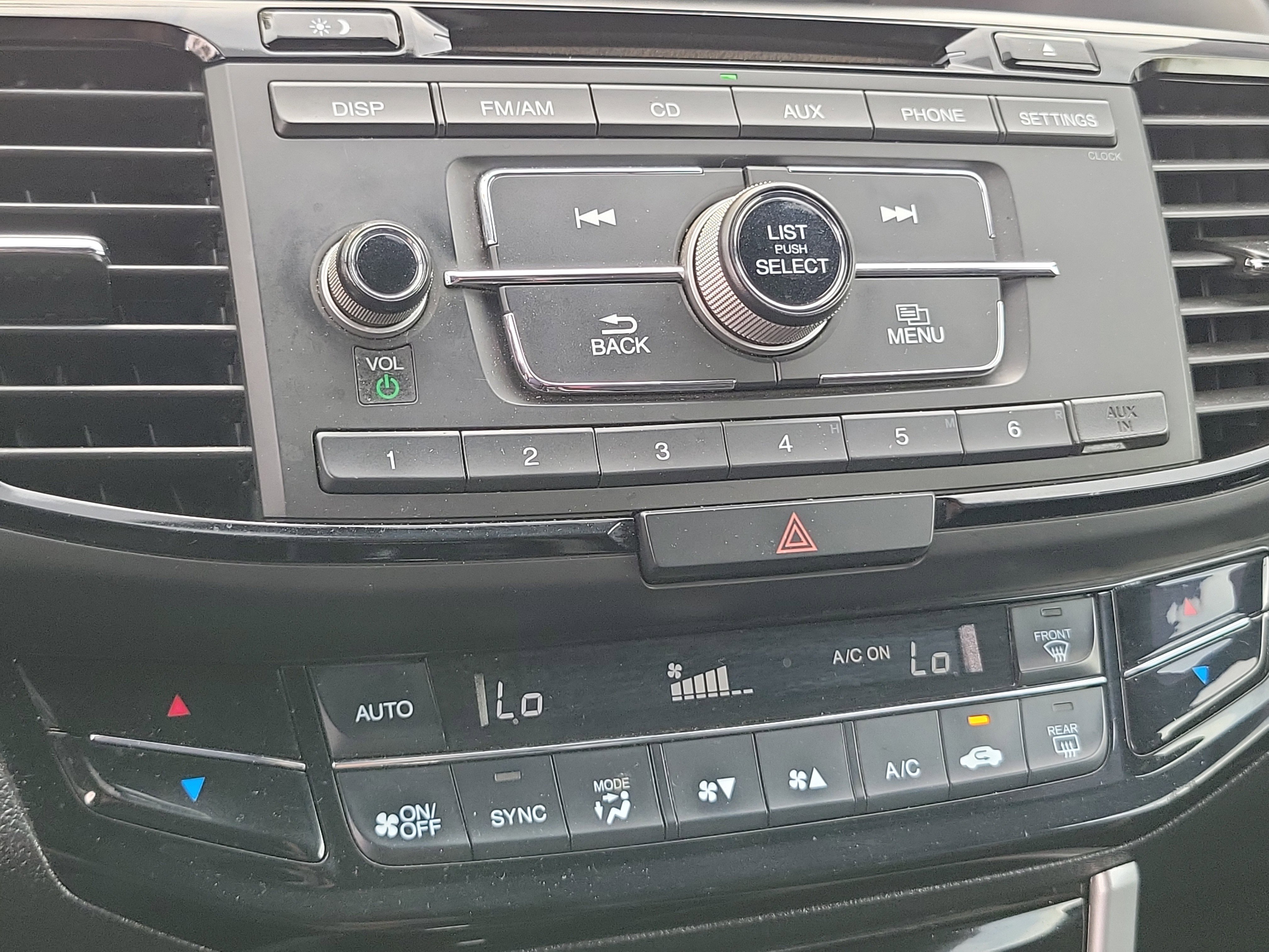 Used 2017 Honda Accord Sport image 15