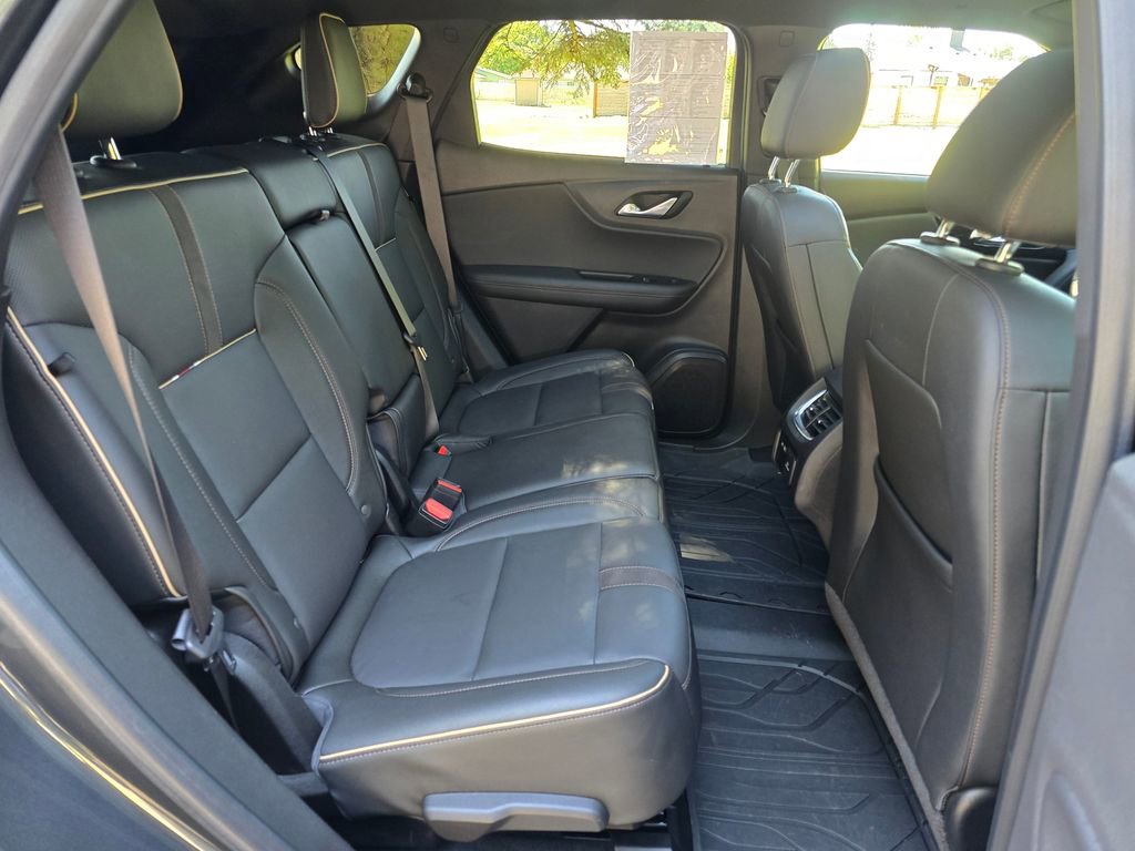 Used 2019 Chevrolet Blazer Premier w/ Sun and Wheels Package AWD/4WD image 23
