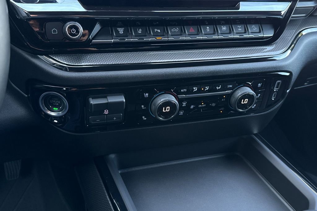 Certified 2025 Chevrolet Silverado 2500 ZR2 w/ Technology Package image 24