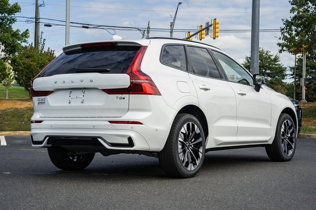 New 2026 Volvo XC60 T8 Plus w/ Protection Package Premier image 4