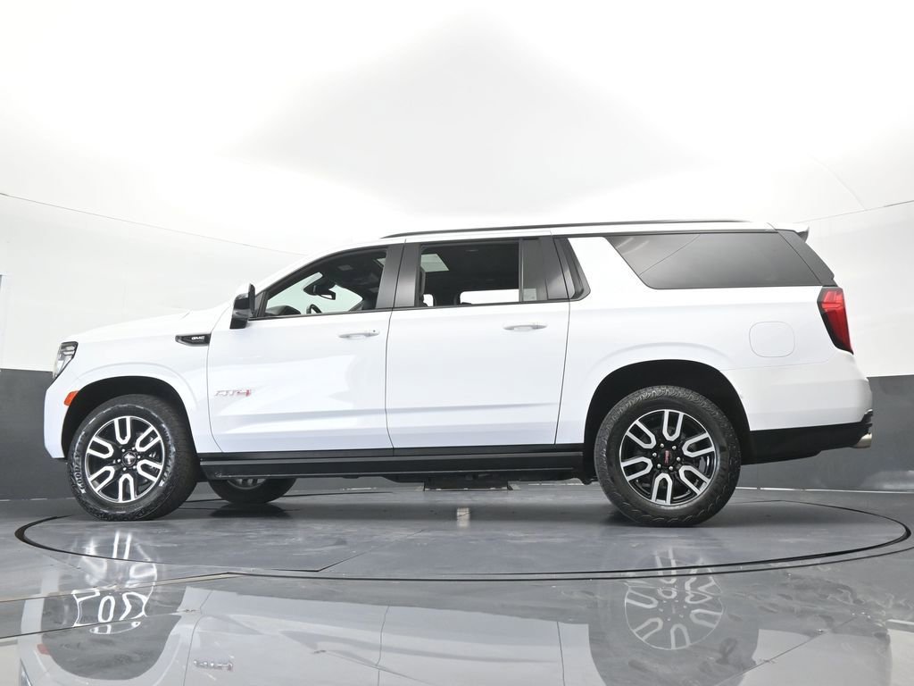 Used 2023 GMC Yukon XL AT4 image 65