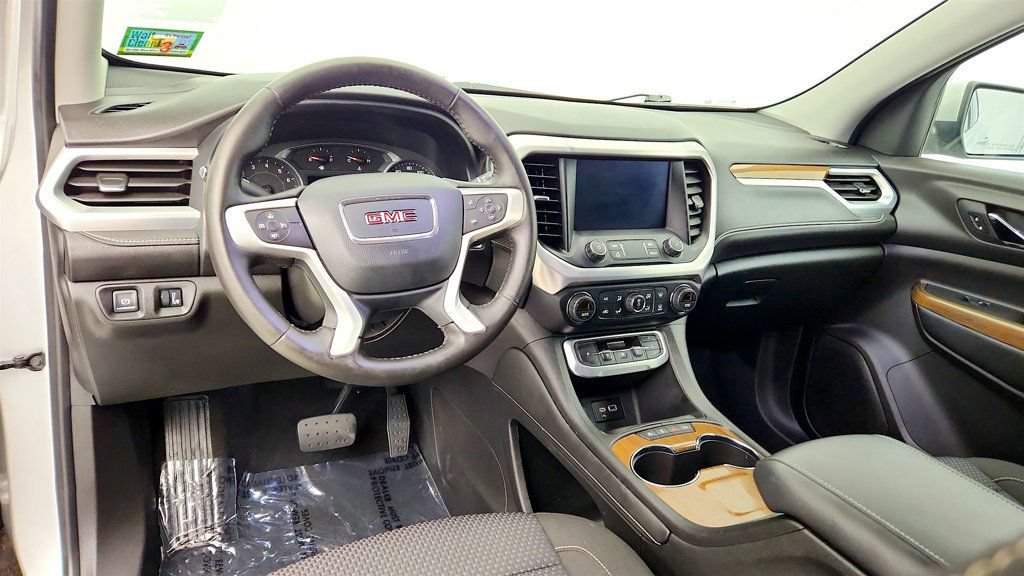 Used 2020 GMC Acadia SLE FWD image 13
