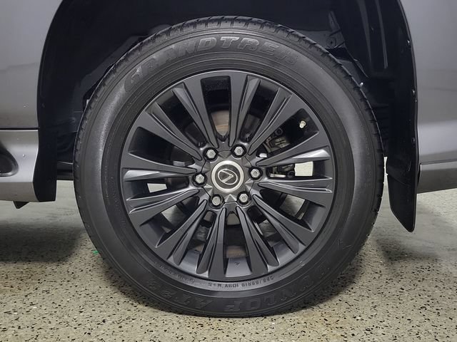 Used 2023 Lexus GX 460 Premium w/ Accessory Package AWD/4WD image 8