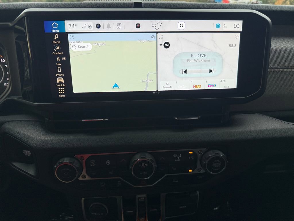 New 2025 Jeep Gladiator Sport image 22