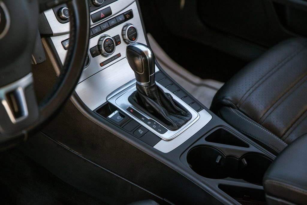 Used 2014 Volkswagen CC R-Line FWD image 14