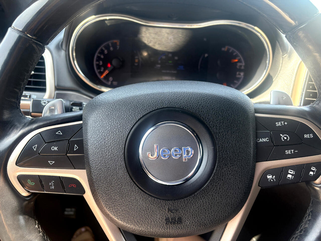 Used 2014 Jeep Grand Cherokee Summit image 18