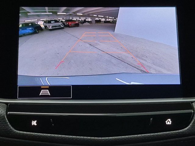Used 2023 Cadillac XT5 Premium Luxury FWD image 14