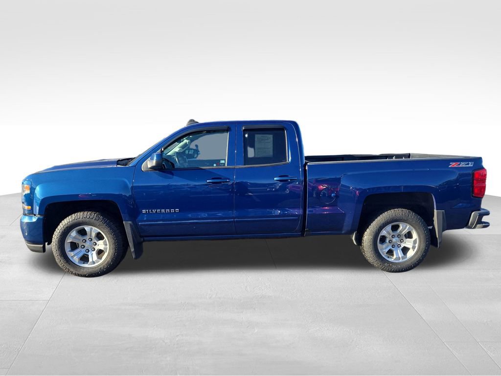 Used 2017 Chevrolet Silverado 1500 LT w/ All Star Edition image 2