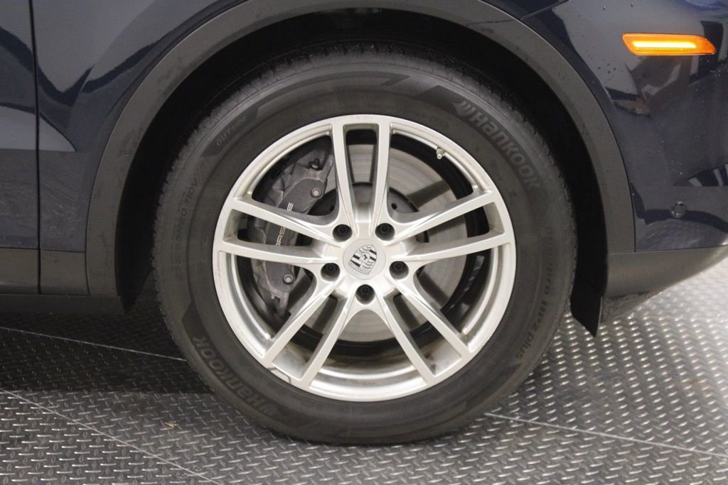 Certified 2024 Porsche Cayenne image 14