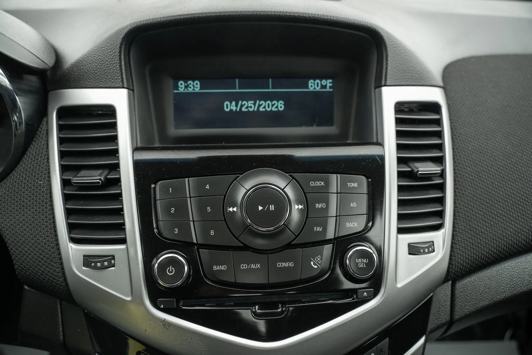 Used 2015 Chevrolet Cruze LT w/ RS Package FWD image 18