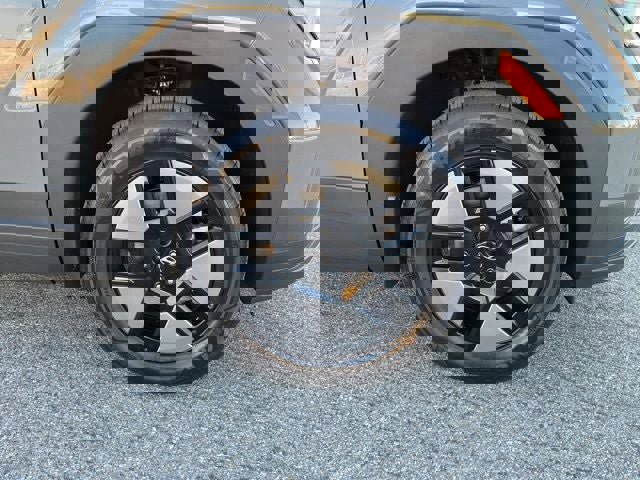 New 2026 Hyundai Santa Fe SE image 40