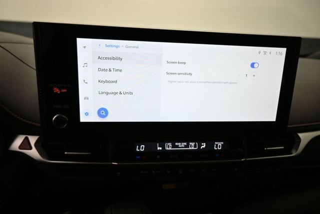 Used 2025 Toyota Sienna XSE FWD image 15
