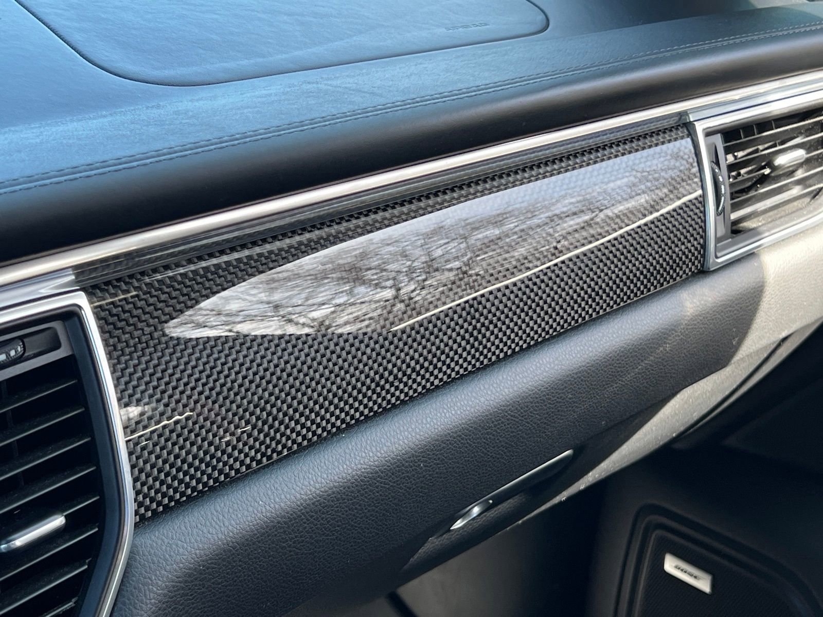 Used 2017 Porsche Macan Turbo image 30