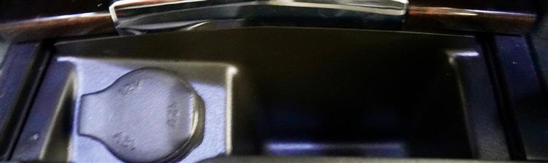 Used 2013 Cadillac XTS Premium image 21