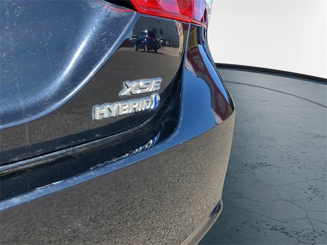 Used 2021 Toyota Camry XSE w/ Cold Weather Package image 16