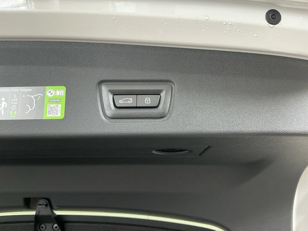 New 2026 BMW i4 eDrive40 w/ Premium Package RWD image 30