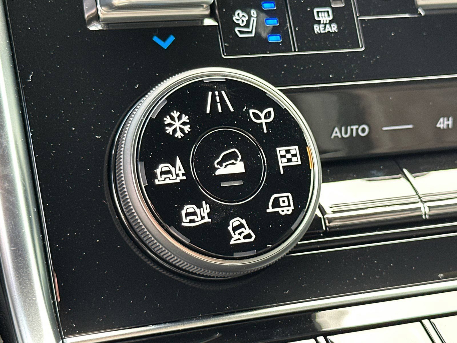 New 2026 Nissan Armada Platinum Reserve AWD/4WD image 36