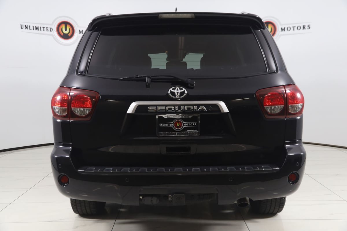 Used 2020 Toyota Sequoia Platinum AWD/4WD image 46