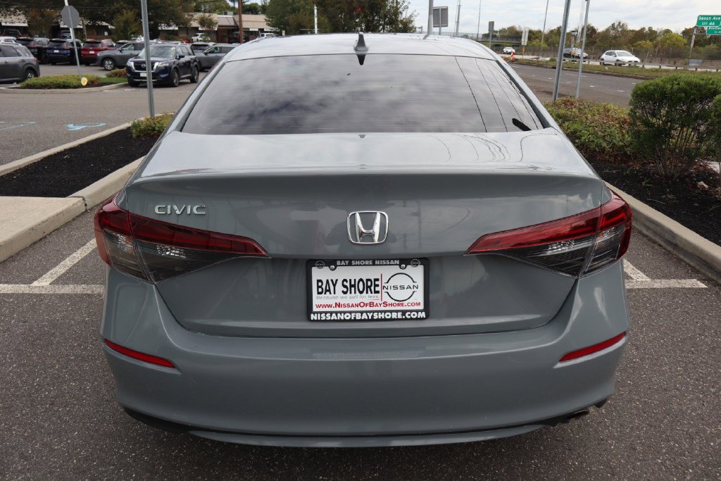 Used 2025 Honda Civic Sport image 7