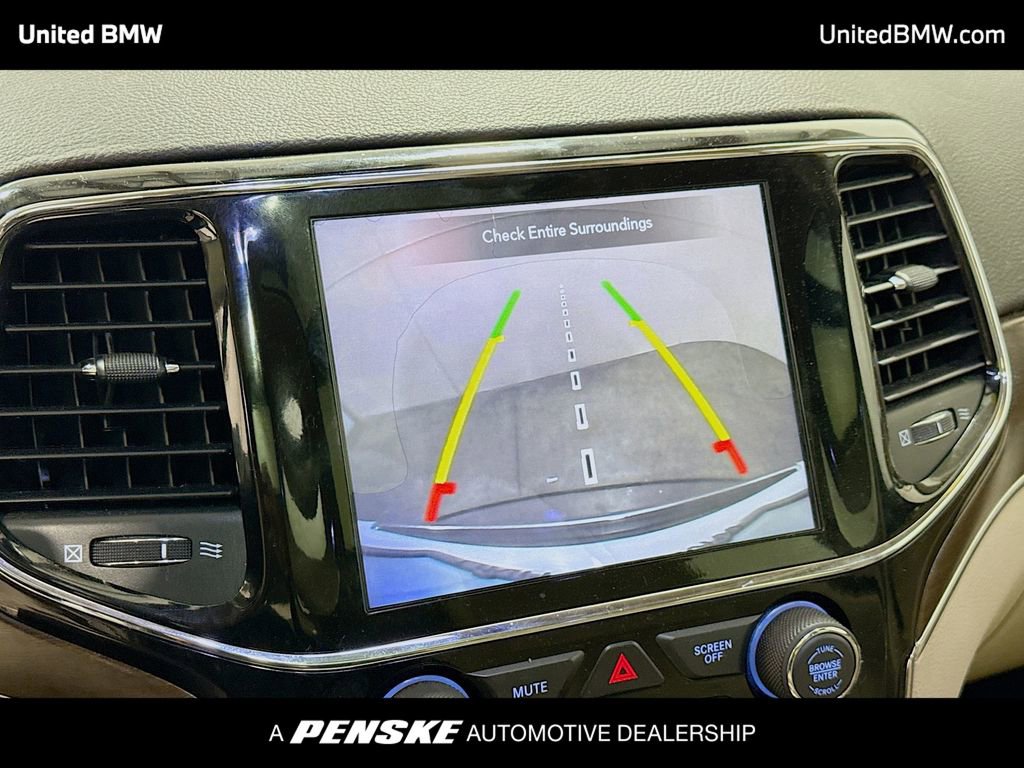 Used 2015 Jeep Grand Cherokee Limited w/ Luxury Group II image 9