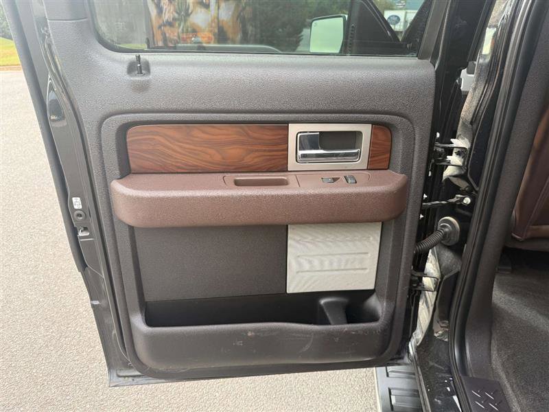 Used 2010 Ford F150 Platinum image 36