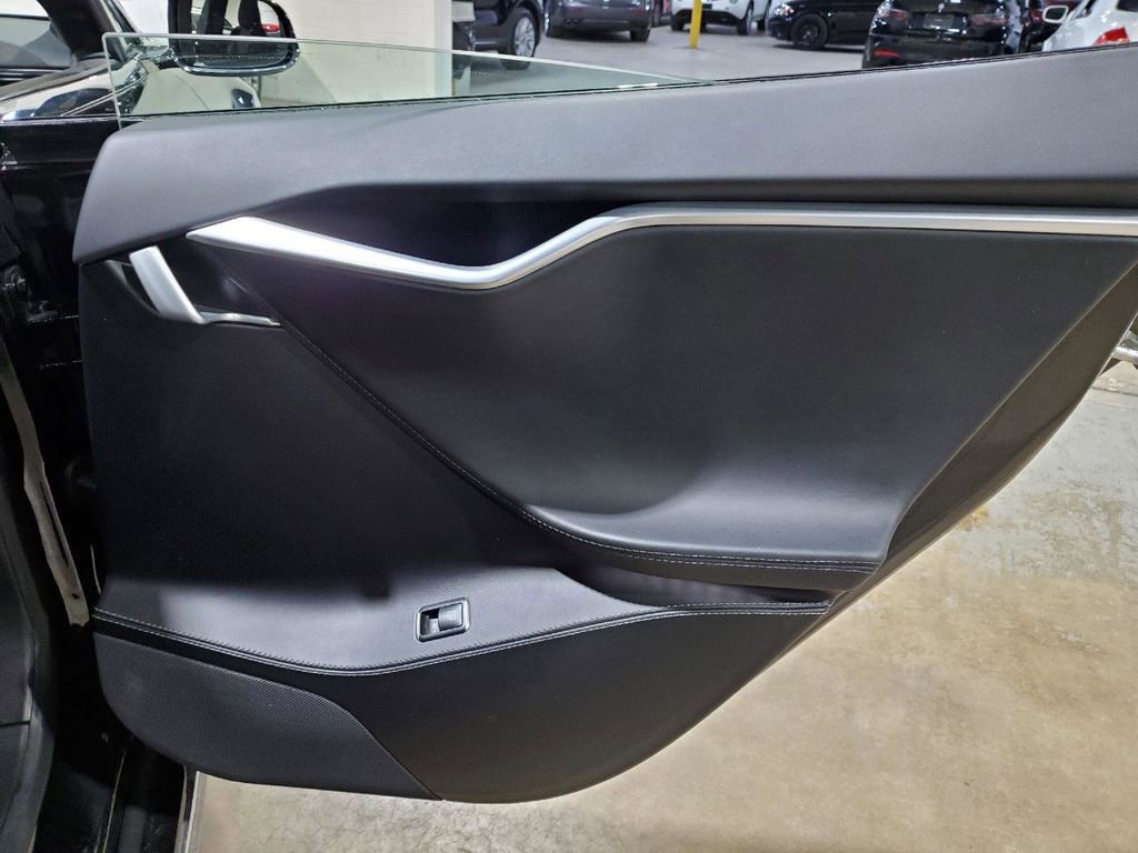 Used 2017 Tesla Model S 75D image 22