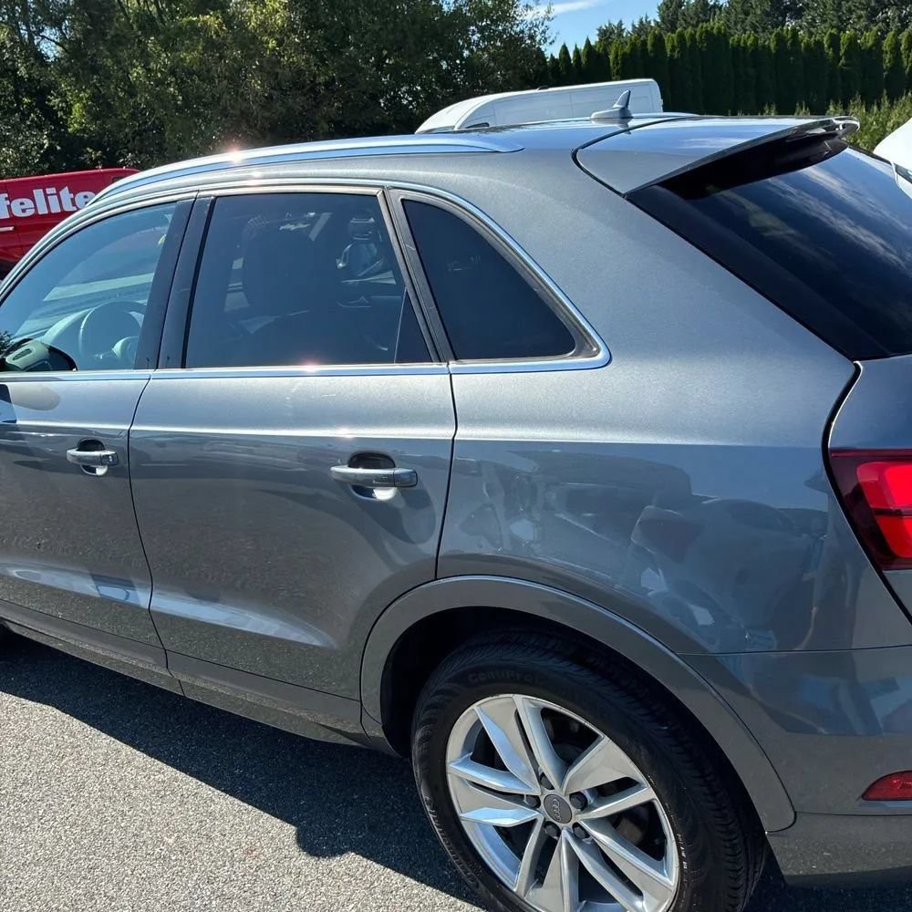 Used 2017 Audi Q3 2.0T Premium Plus w/ Premium Plus Package AWD/4WD image 5