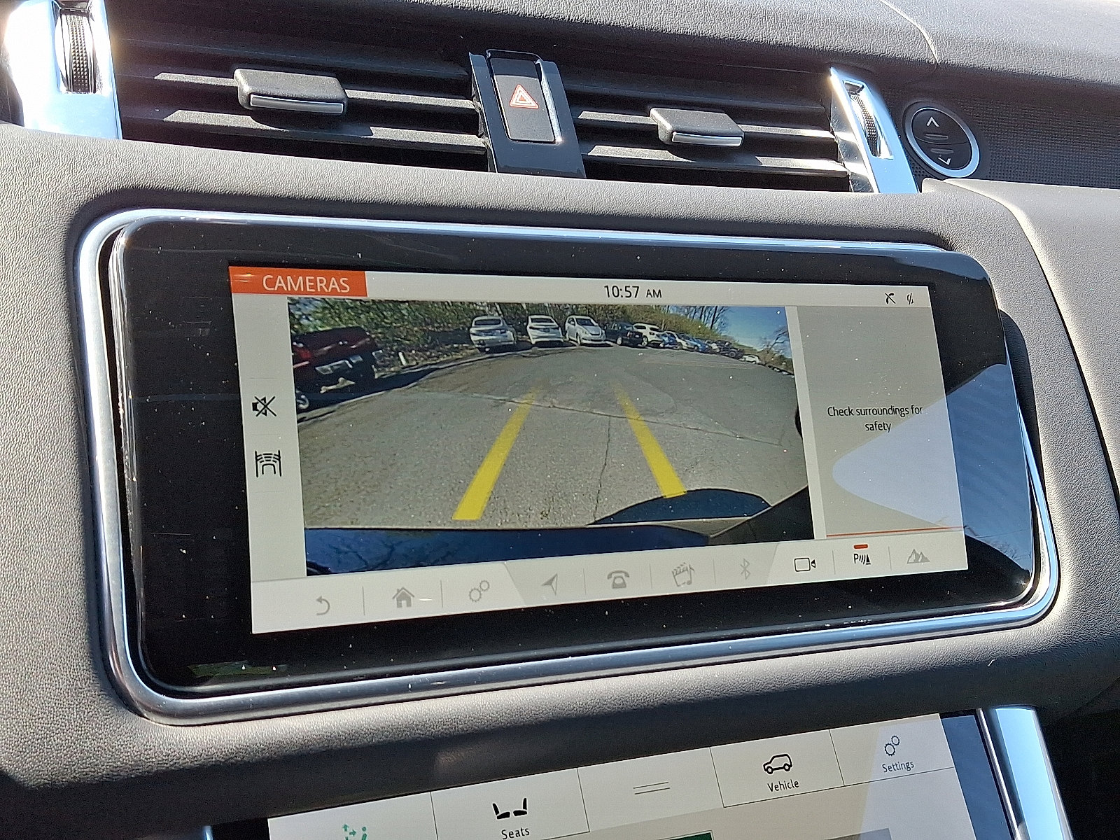 Used 2020 Land Rover Range Rover Sport HST image 18