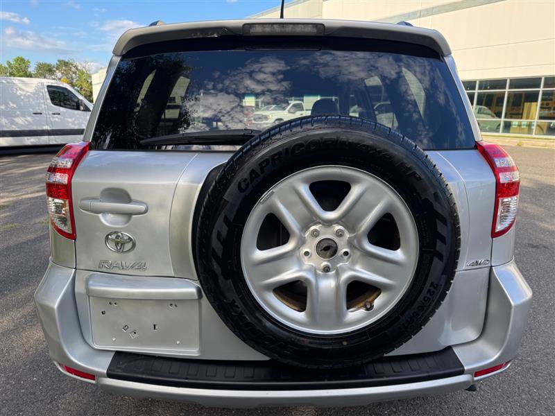 Used 2012 Toyota RAV4 4WD w/ Value Pkg image 6
