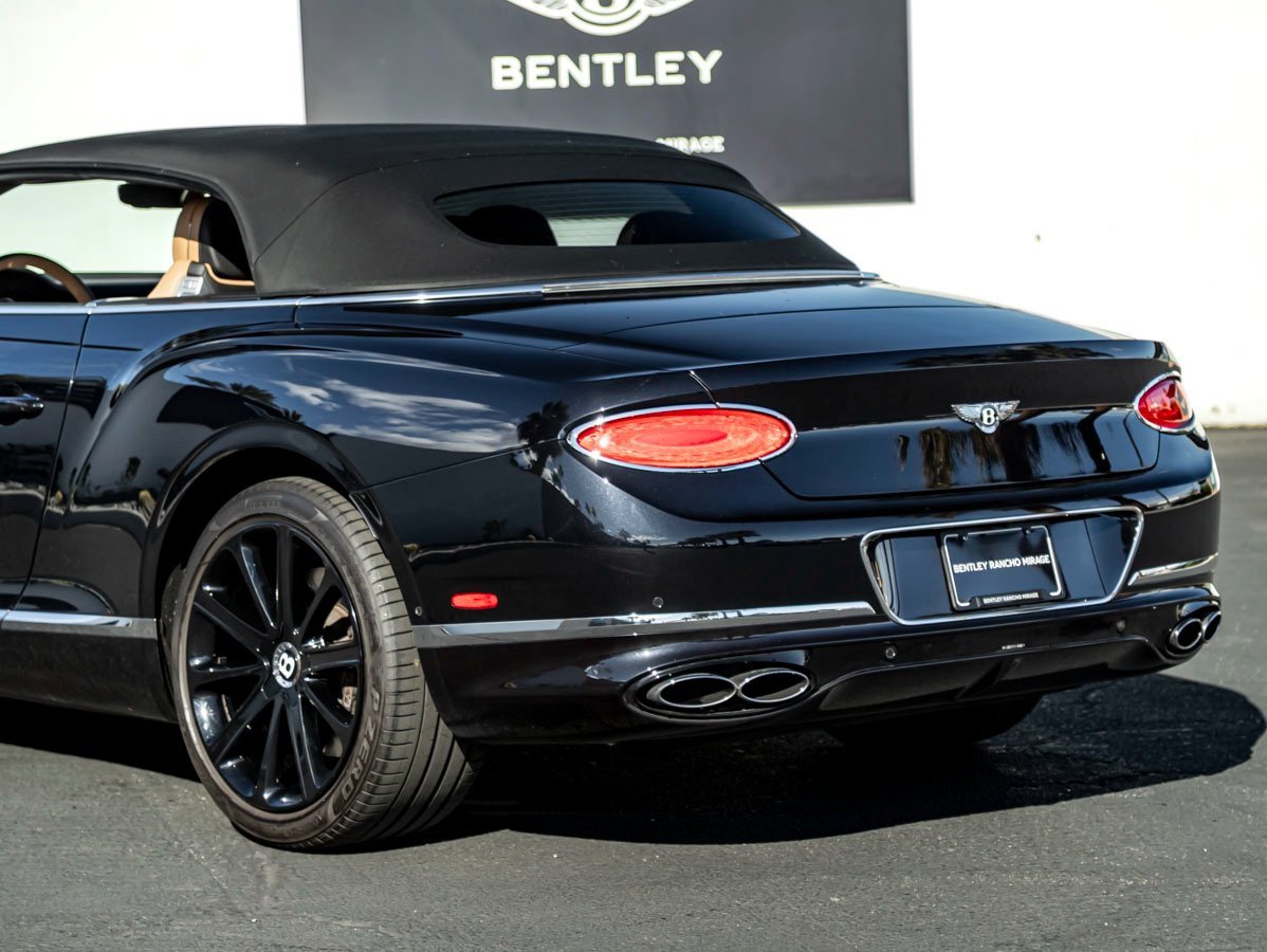 Used 2021 Bentley Continental GT image 16