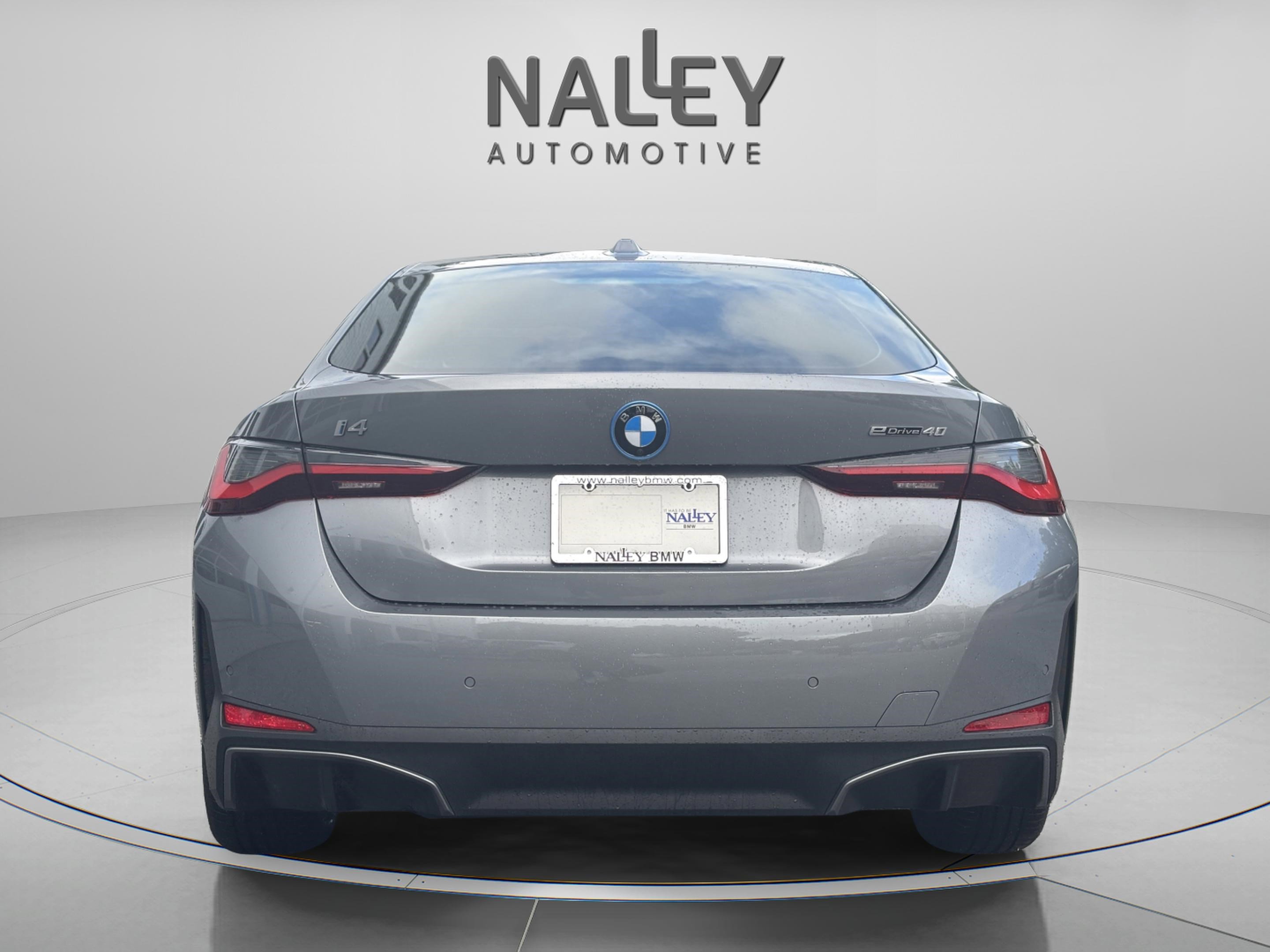 Used 2023 BMW i4 eDrive40 w/ Premium Package image 3