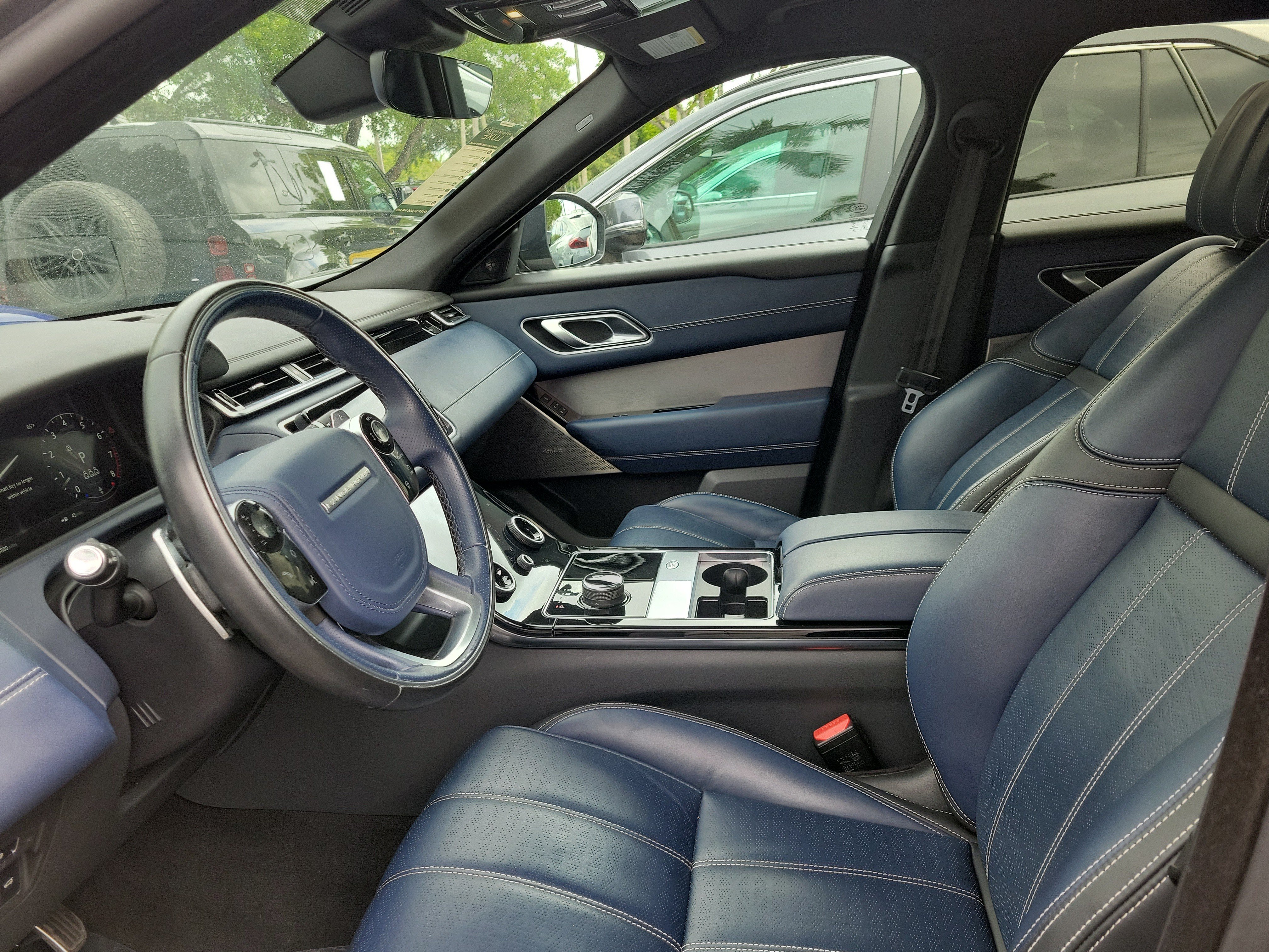 Used 2019 Land Rover Range Rover Velar R-Dynamic HSE AWD/4WD image 10