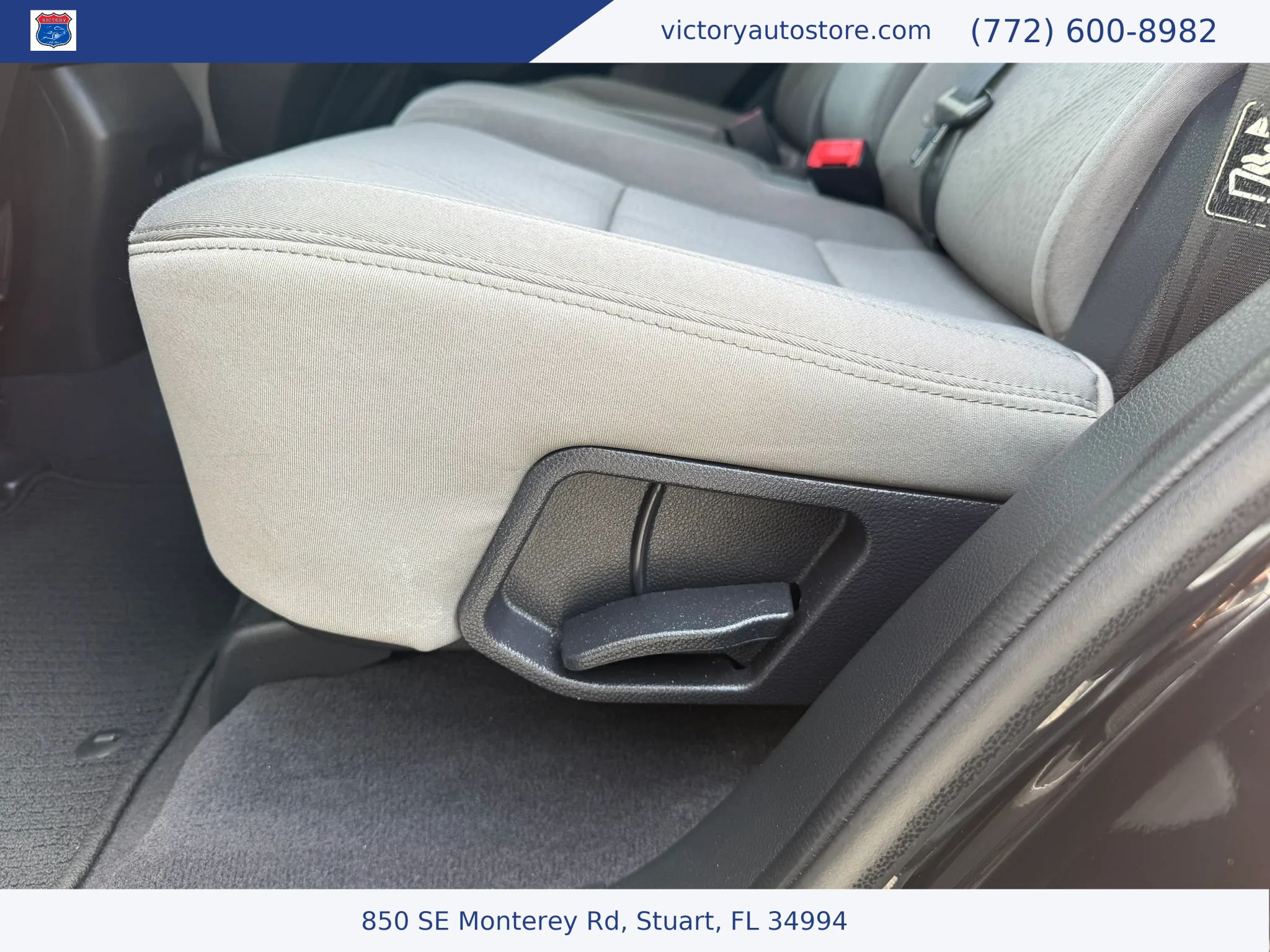 Used 2018 Hyundai Santa Fe Sport w/ 2.4L Value Package 02 FWD image 22