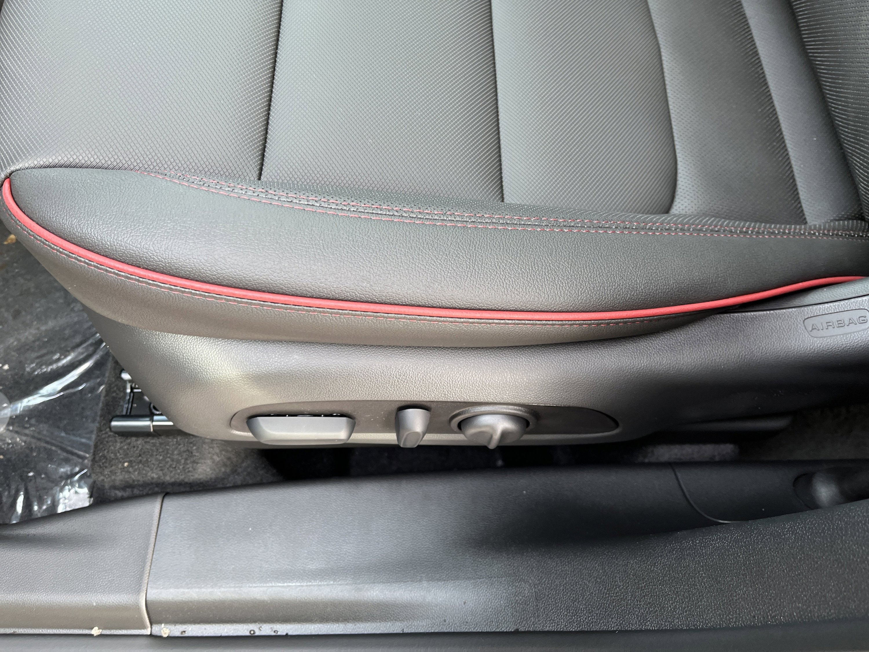 New 2026 Chevrolet TrailBlazer RS w/ Convenience Package image 12