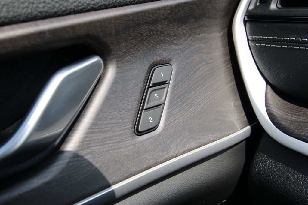 New 2026 Jeep Grand Cherokee Limited image 24