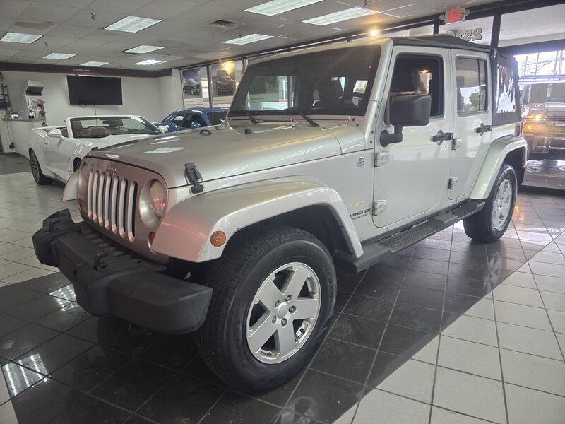Used 2007 Jeep Wrangler Unlimited Sahara AWD/4WD image 1