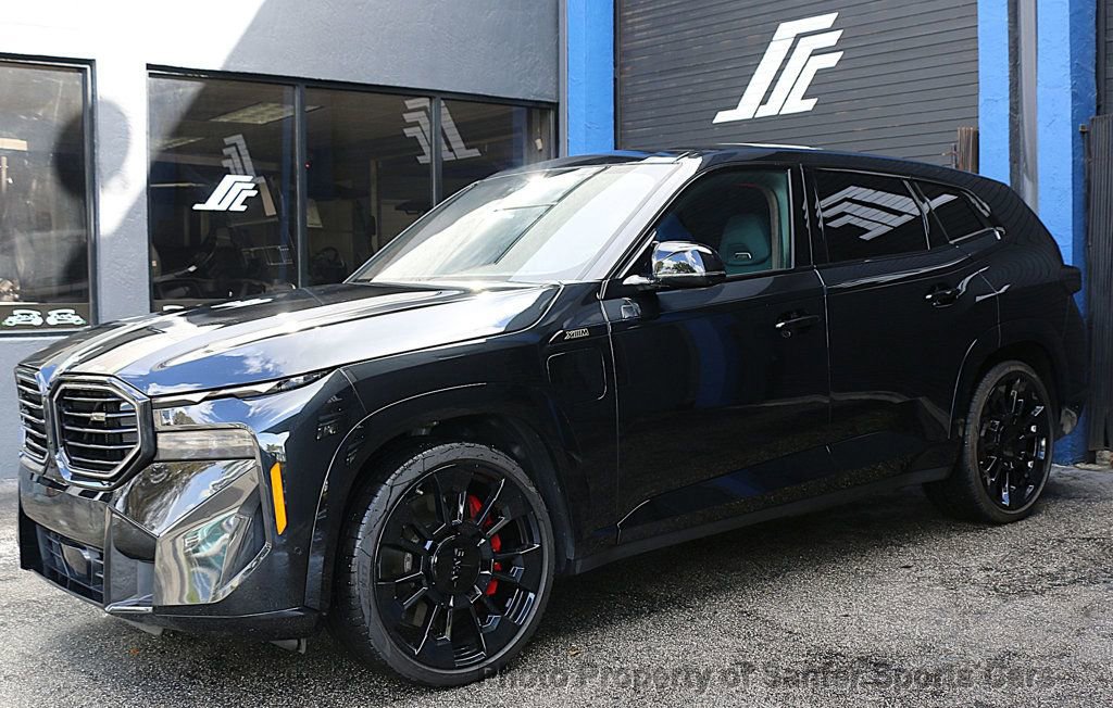 Used 2025 BMW XM image 4