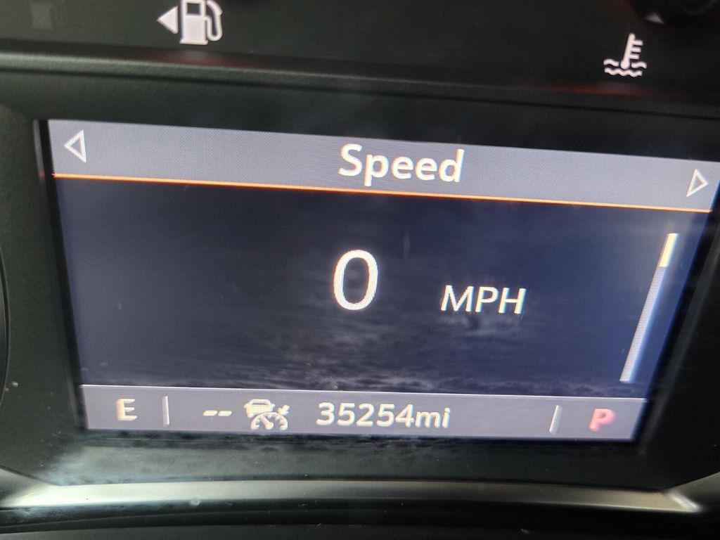 Used 2024 Chevrolet Equinox LT FWD image 23