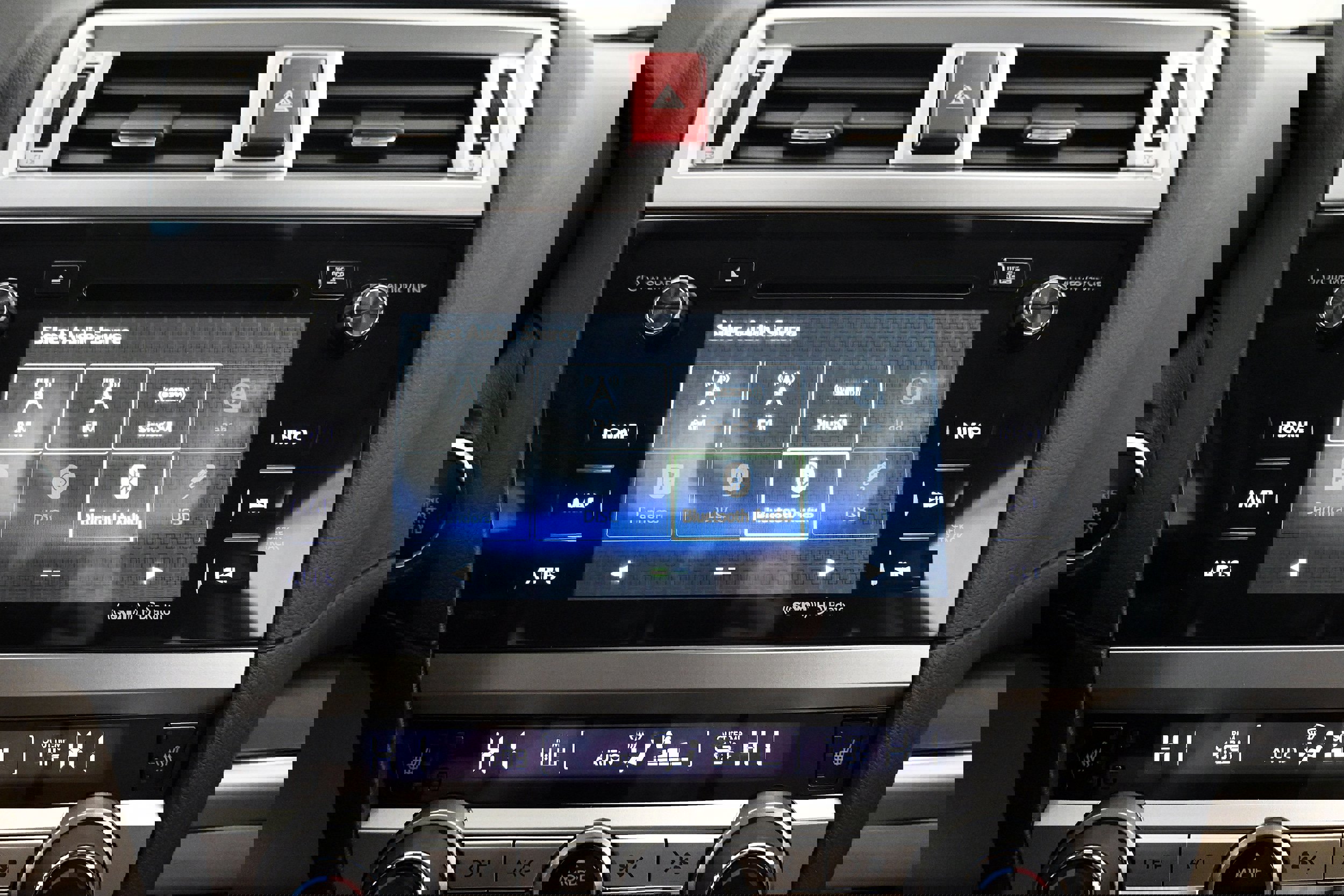 Used 2015 Subaru Outback 2.5i Limited image 12