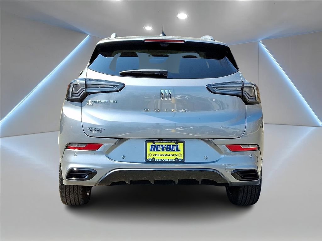 Used 2025 Buick Encore GX Avenir w/ Avenir Technology Package image 6