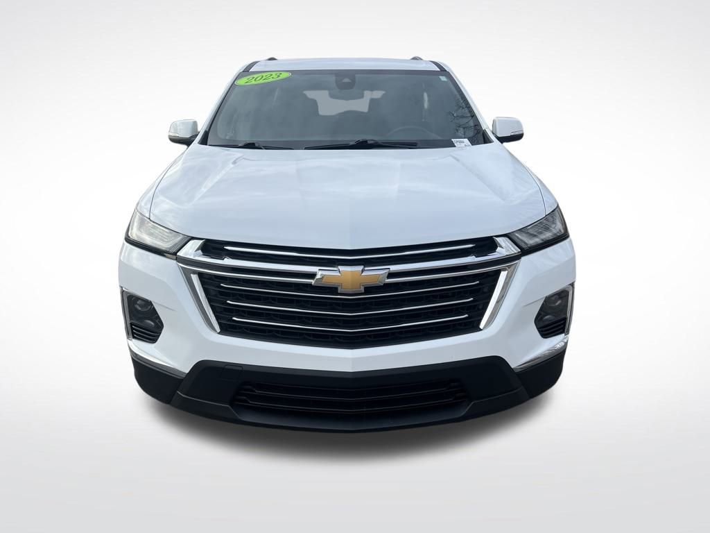 Used 2023 Chevrolet Traverse LT image 8