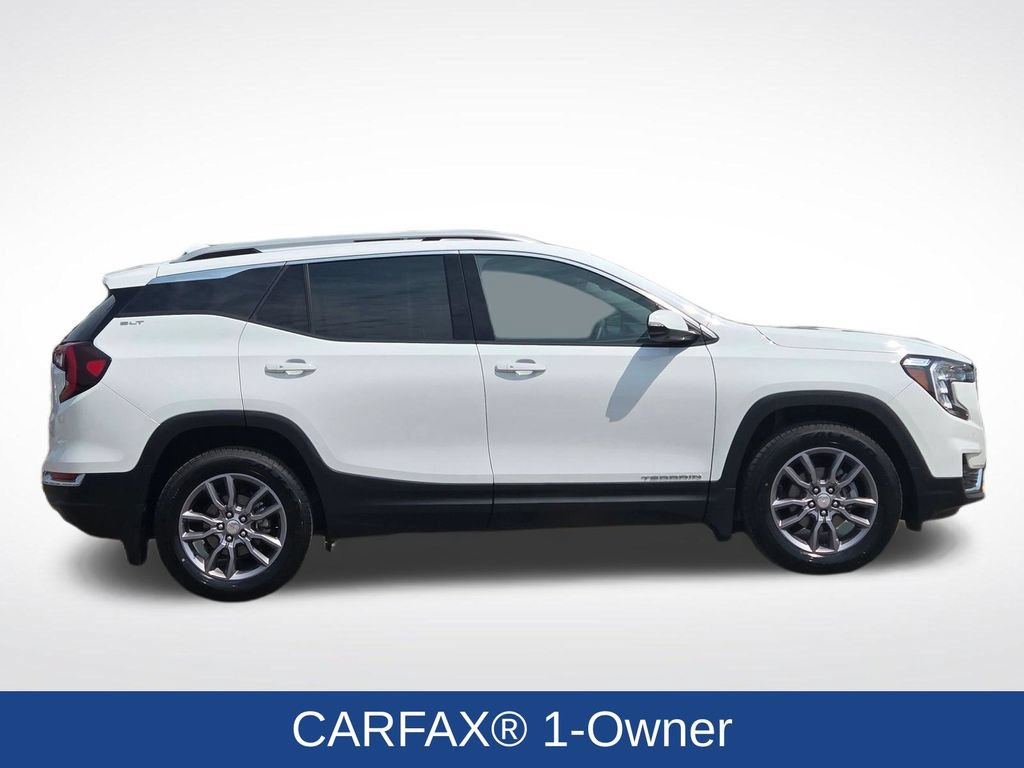 Used 2023 GMC Terrain SLT w/ Tech Package AWD/4WD image 2