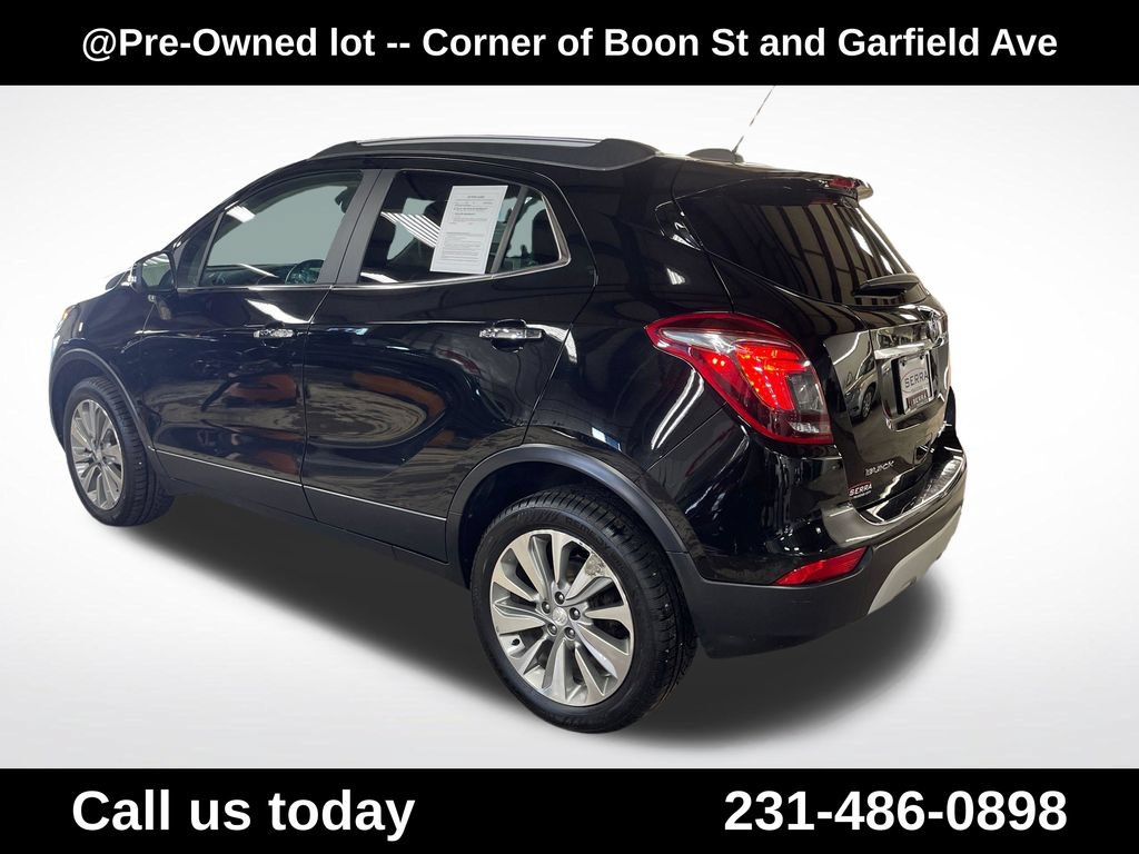 Used 2017 Buick Encore Essence AWD/4WD image 3